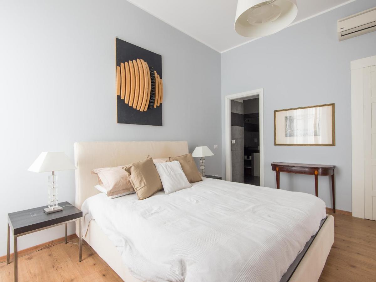 Luxury Auditorium Apartment *