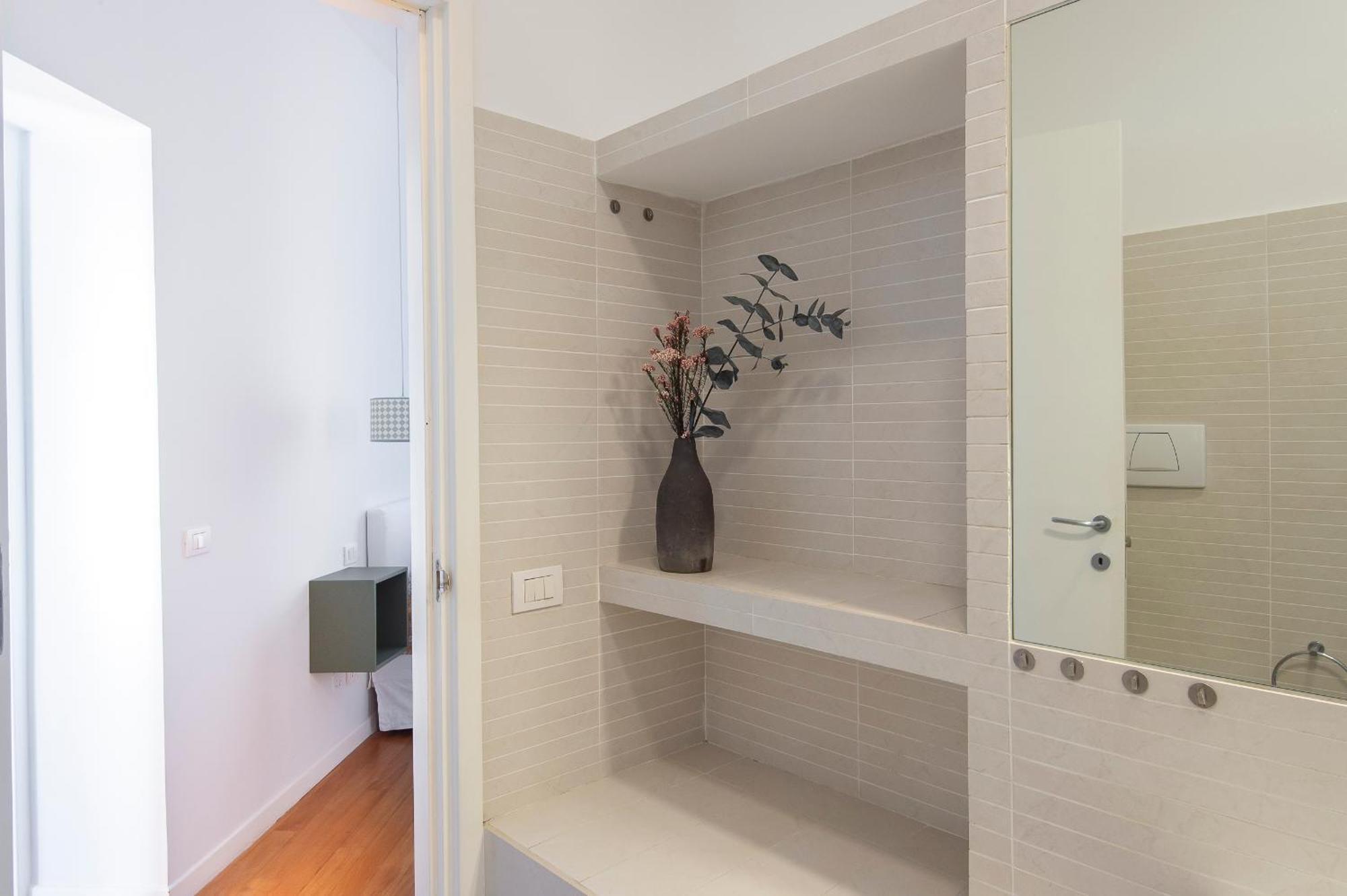 Luxury Auditorium Apartment Rom