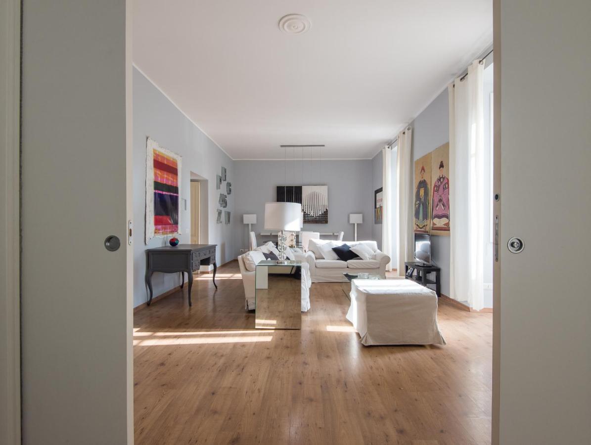 Luxury Auditorium Apartment *